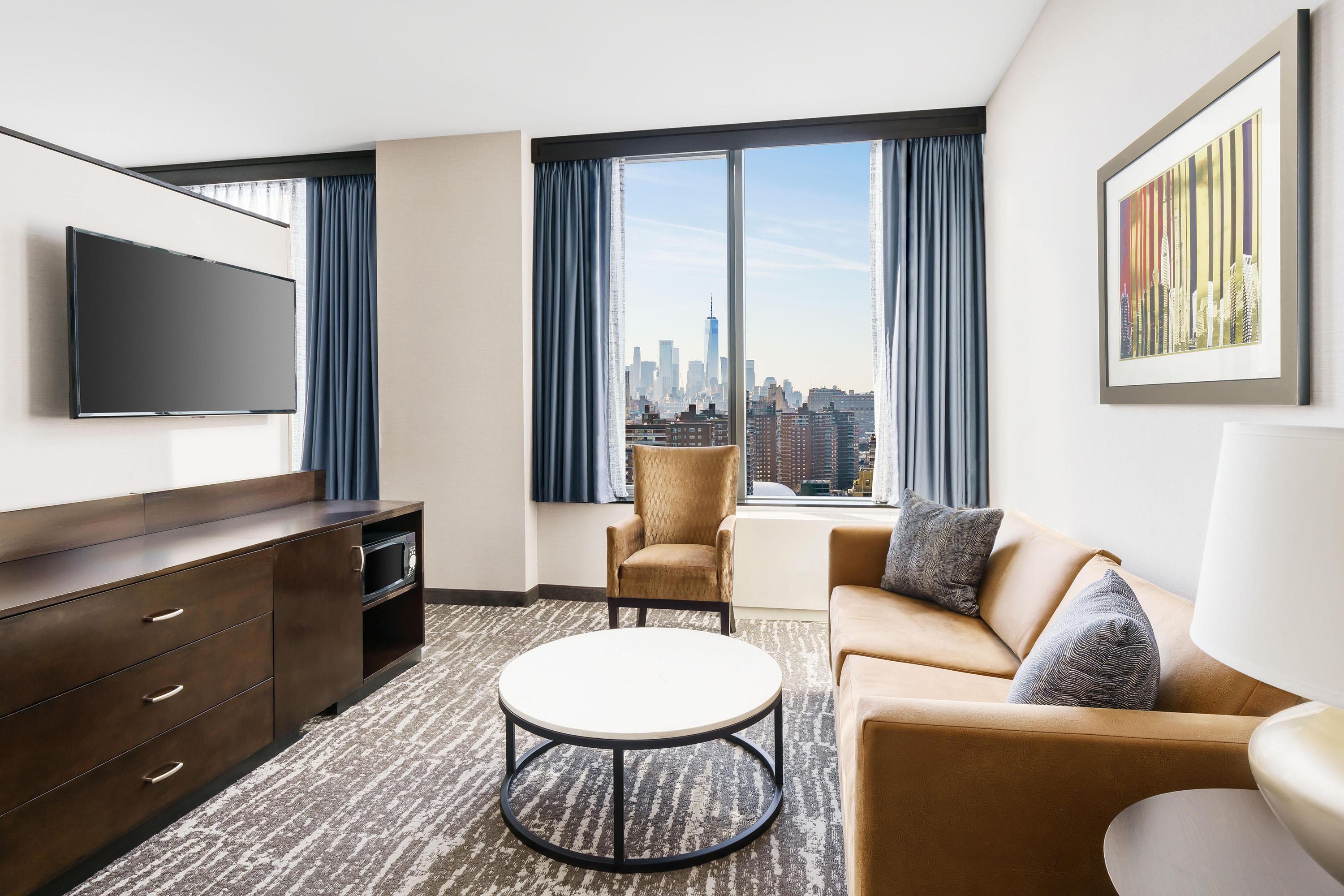 Fairfield Inn by Marriott suite